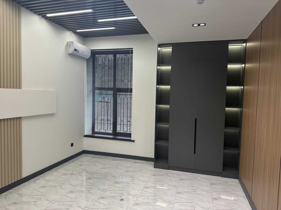 Сдаётся коммерческое помещение 120 м² (метро Тинчлик). Своя /офис/