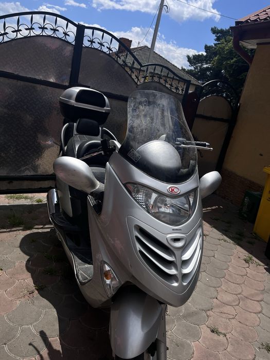 Vând scuter Kymco Dink 150