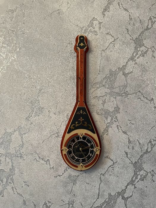 Часы "Домбра" кварцевые