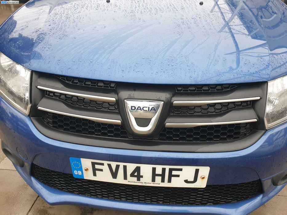 Bara Spoiler Fata Completa FARA Grila Emblema cu Proiectoare Dacia Logan 2 2012 - 2016 Culoare Albastru TERPK [Q0490]