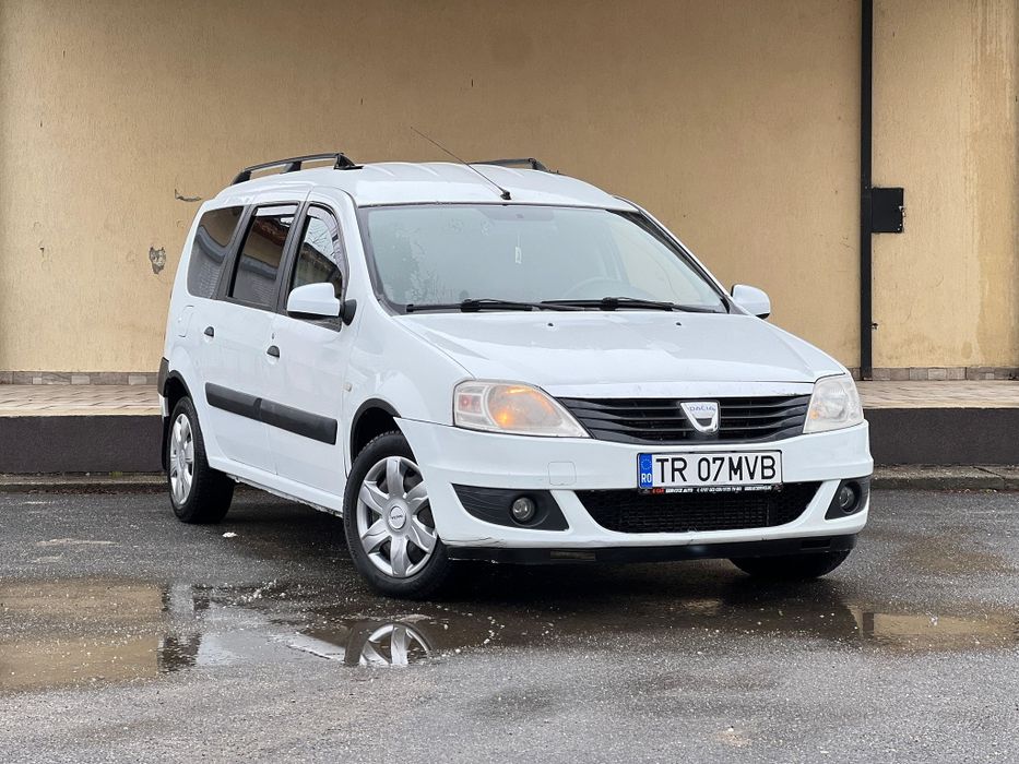 Vând logan mcv 1,5 dci