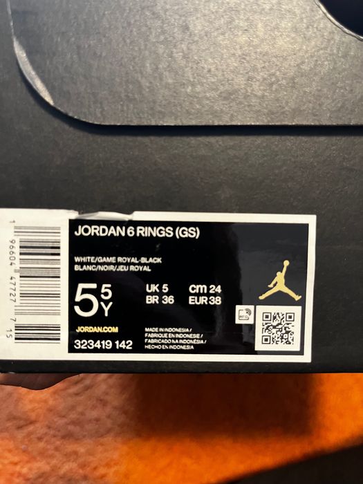 Vând sneakers : Jordan 6 ring , Nike air Max tn