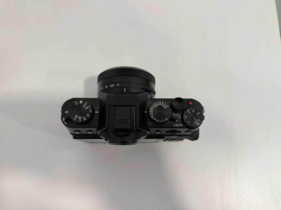 Fujifilm X-T10 cu obiectiv 27mm f2.8