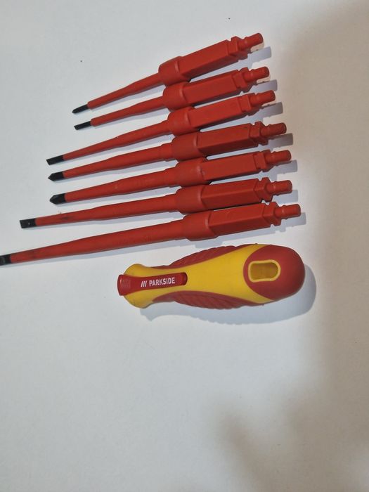 Set surubelnite pentru electricitate