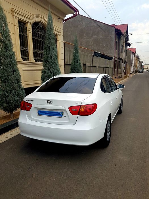 Hundai avante аванте 2008 йил юргани 175 000 км