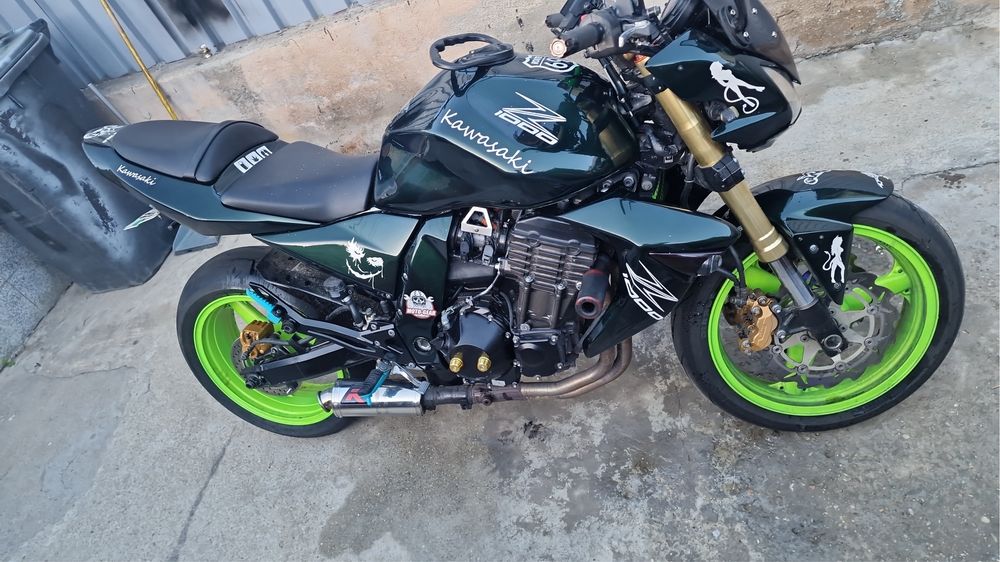 Kawasaki Z1000 An 2007