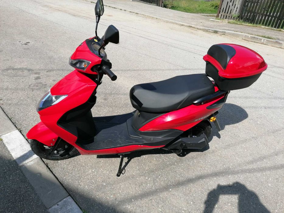 Scuter electric Z-Tech ZT 36A