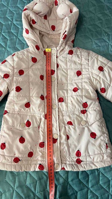 Продавам комплект от 2 детски якета Sinsay, размер 92