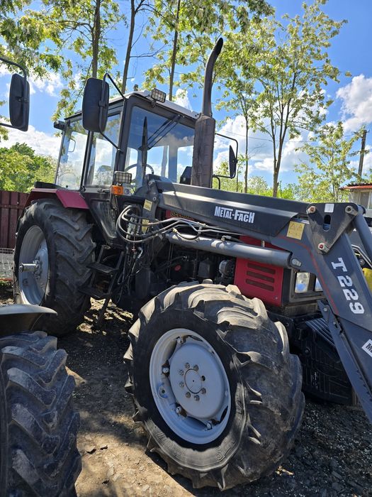 Vând tractor Belarus 1221.2 cu încărcător frontal