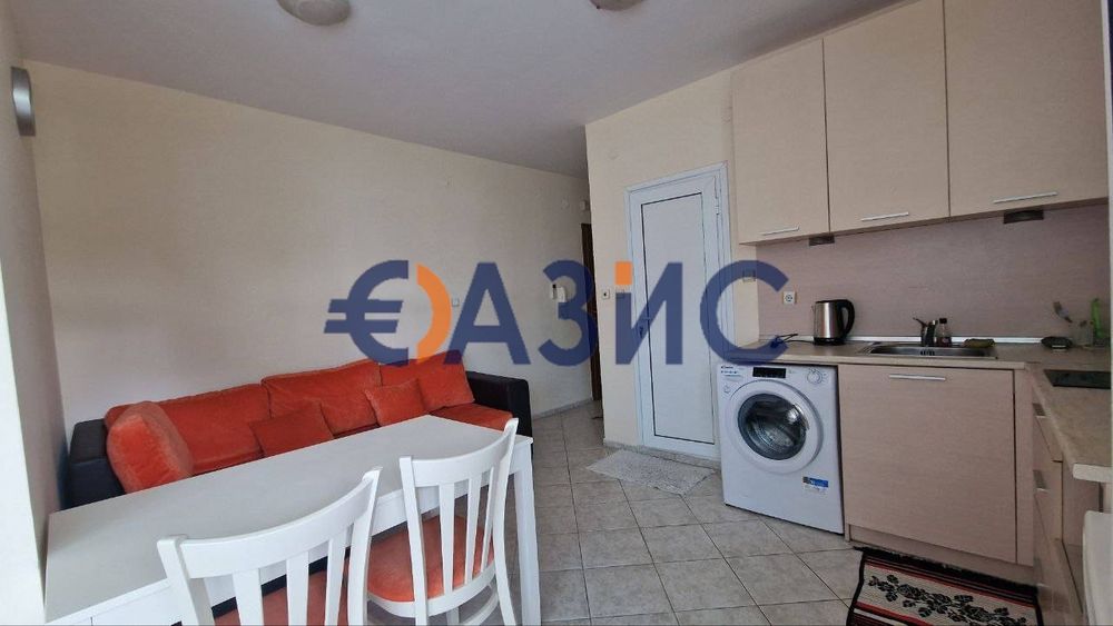 Продава се Едностаен апартамент в к.к. Слънчев бряг - 55 кв.м за 910 €/кв.м - Снимка #6
