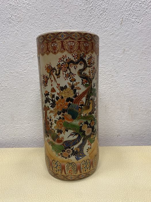 Голяма китайска ваза от порцелан