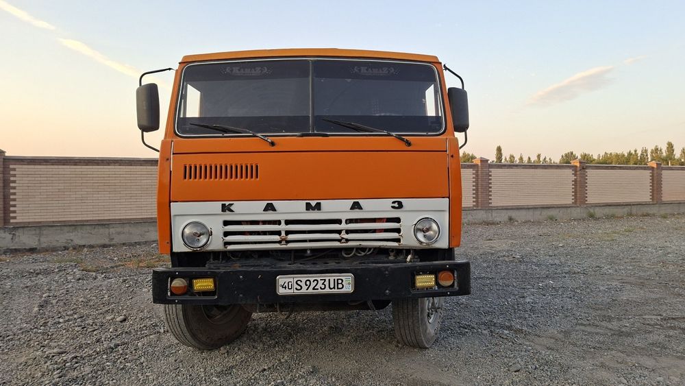 Kamaz samosval 5511