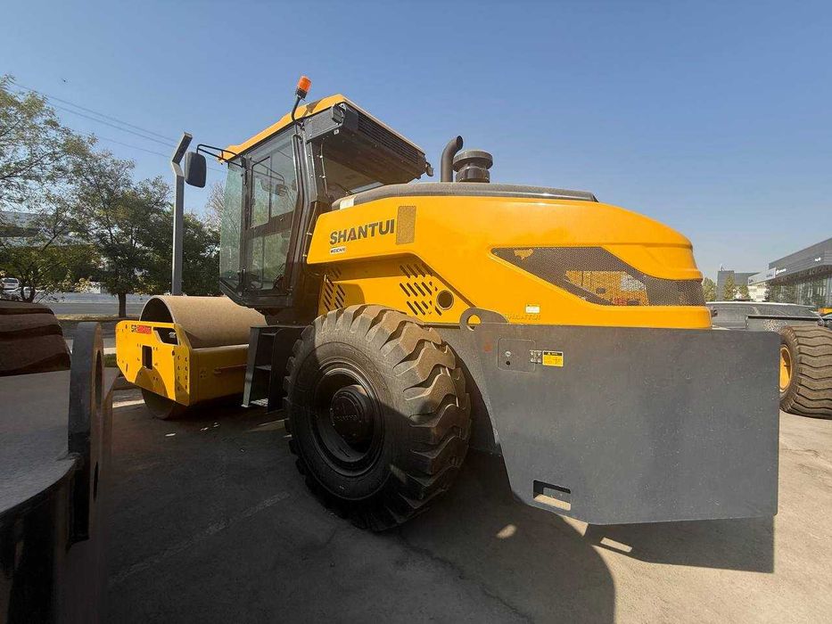 Грунтовый каток SHANTUI SR16MPA 16тн,каток SHANTUI SR20MA рассрочка