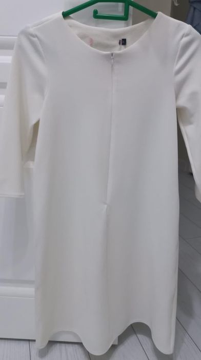 Срочно продам платья