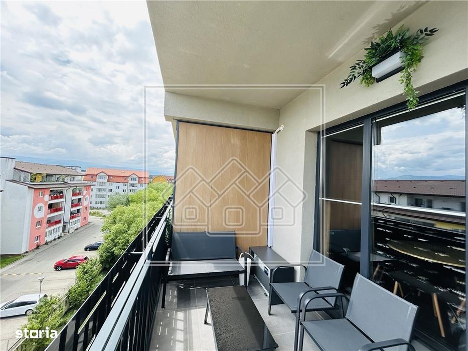 Ap nou, la prima inchiriere, 3 camere si balcon, Zona Ciresica