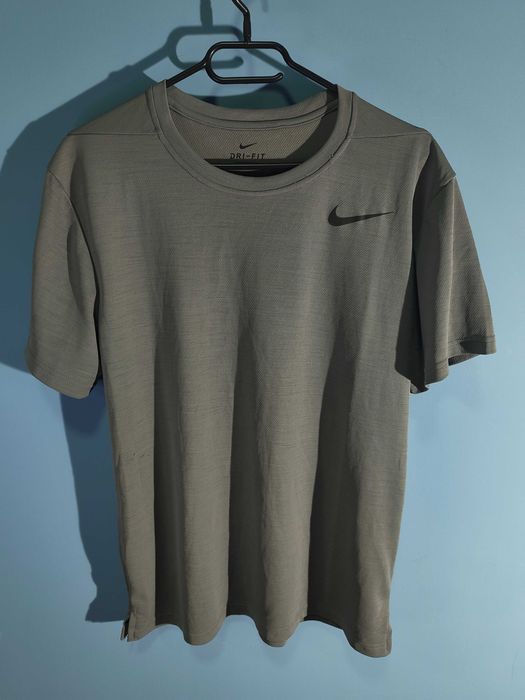 NIKE Dri-Fit Тениска/Мъжка М