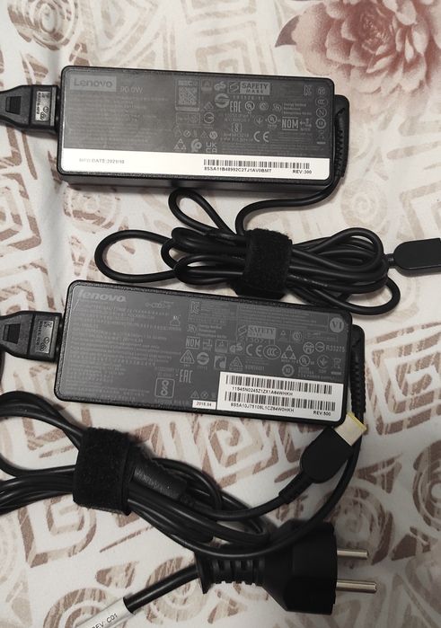 Încarcător laptop Lenovo