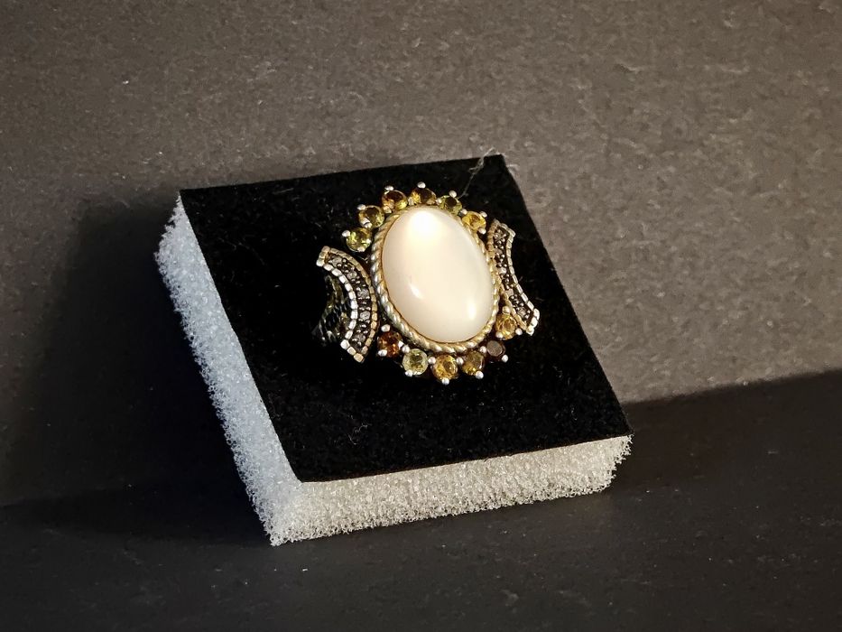 Продавам Златен пръстен