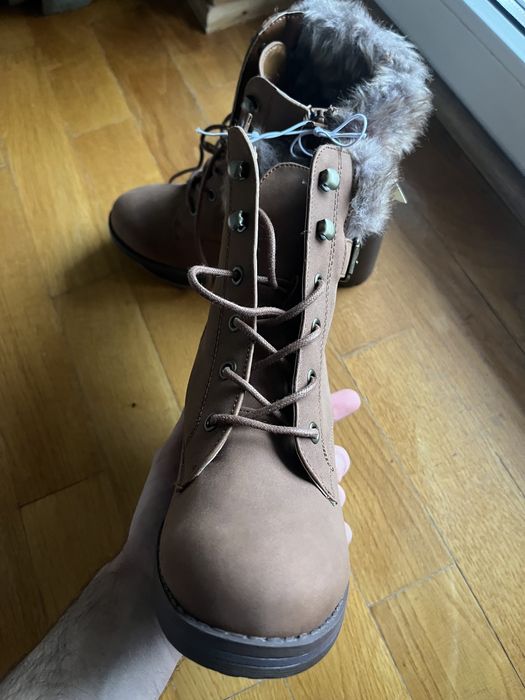 Ghete de iarna imblanite de dama, marime 37