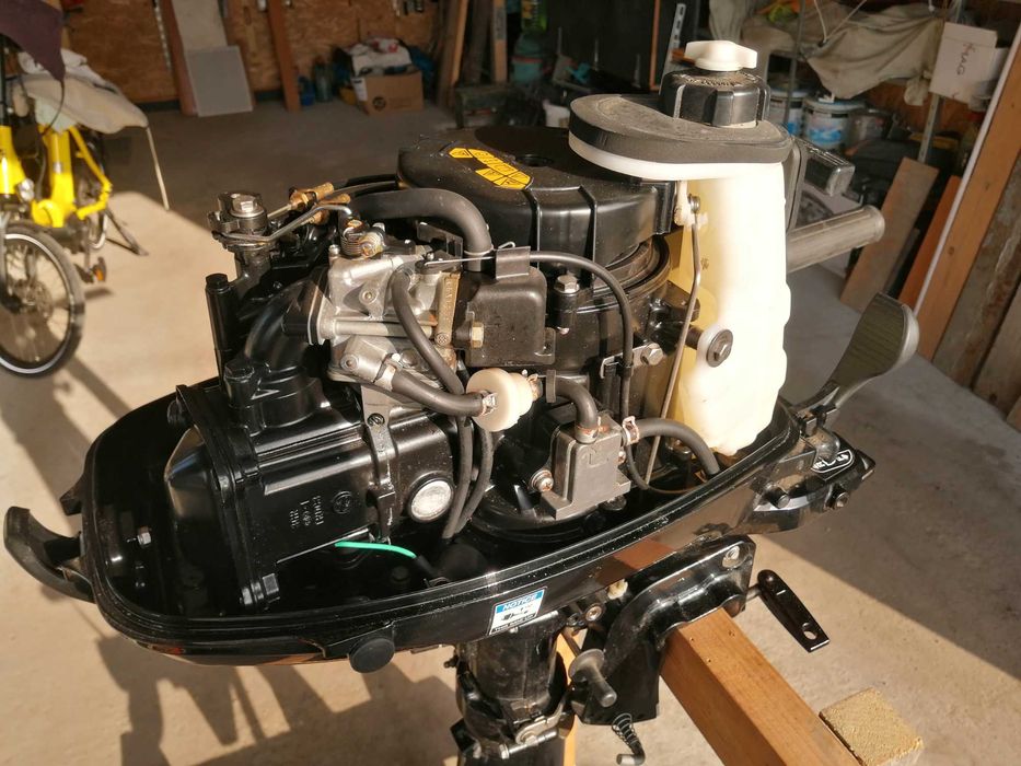 Barca cu motor KM 300, oferta, stare exceptionala, echipata complet