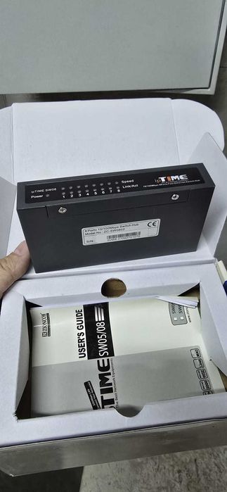 Switch rețea ipTIME SW08 – nefolosit, 8 porturi 10/100 Mbps