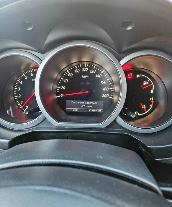 Suzuki grand vitara, masina greu de procurat, arata foarte bine 2014