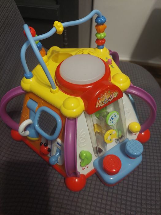 Играчка трапец бизи