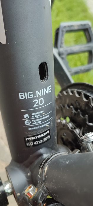 Bicicletă Mountain Bike