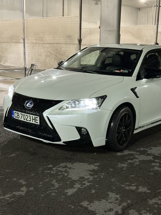 Lexus  CT 200h  СПЕШНО 7500 евро