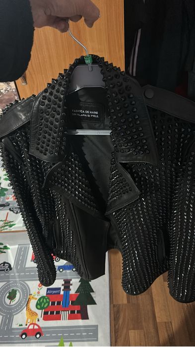 Jacheta cu ținte din piele naturala marca Ellis Colection