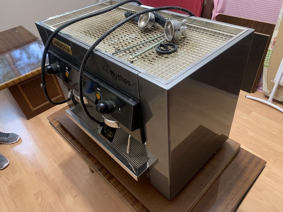 Професионална кафемашина BRASILIA