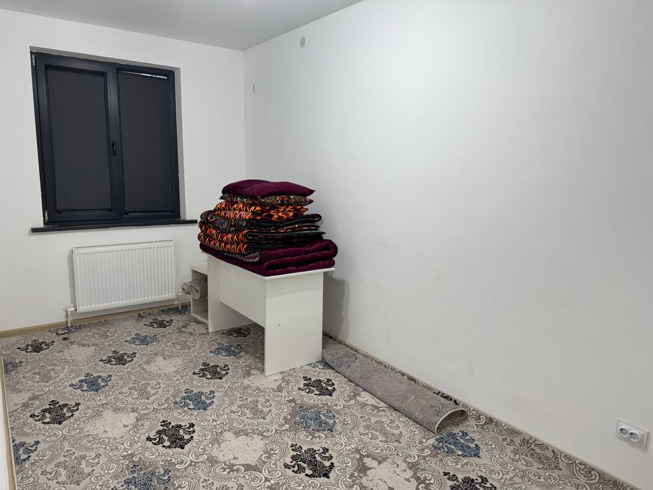 Assalom havo 2 da 3 xonali novostroyka kvartira sotiladi. Uzimniki