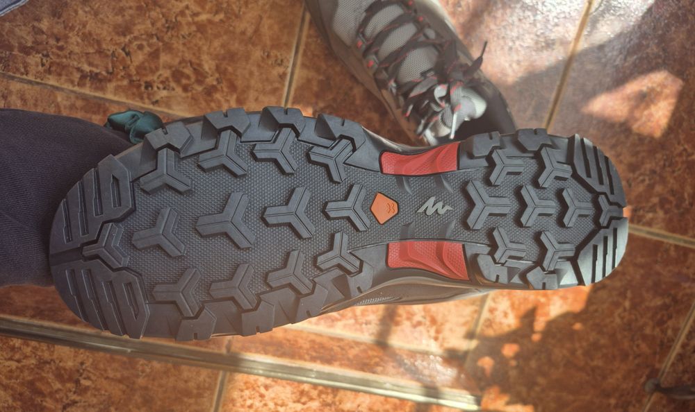 мъжки обувки Quechua Decathlon