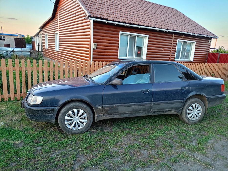 Продам Ауди 100 с4