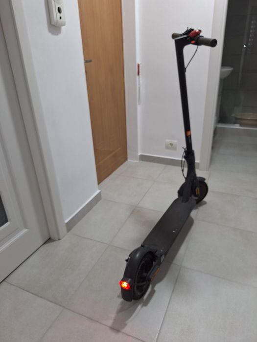 Vand trotineta electrica