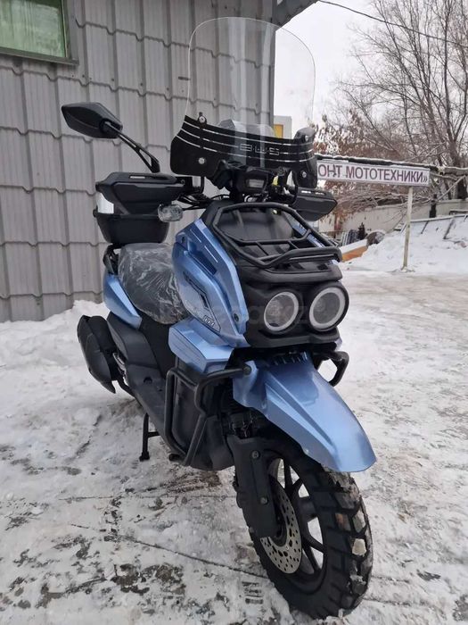 Продам скутер tank 150 кубов