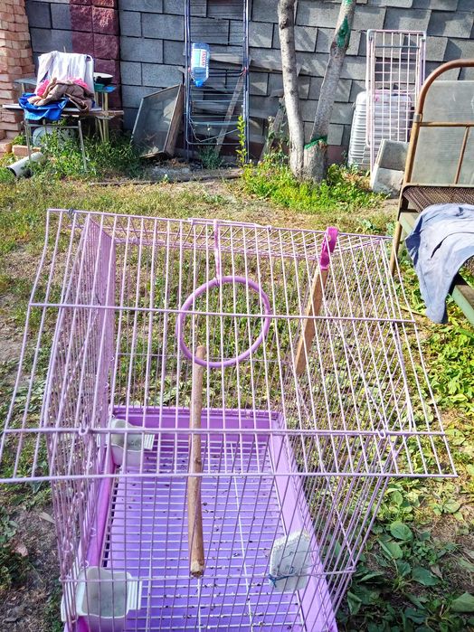 Продам клетку для попугая б/у