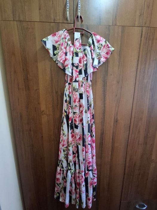 Платья / одежда б/у