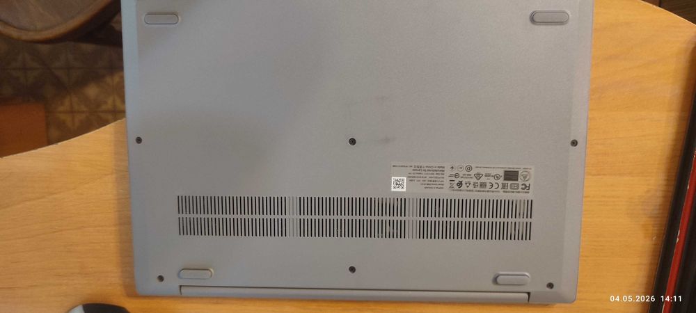 Ноутбук Lenova ideapad 3 15ADA05