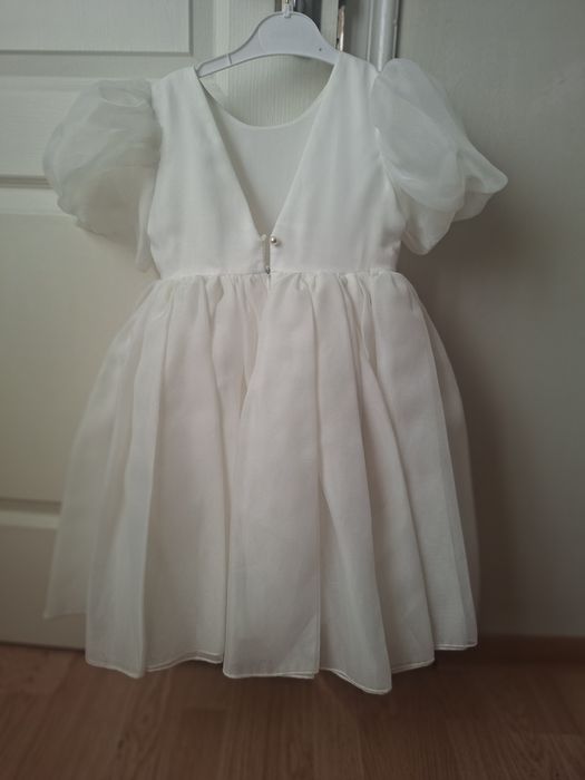 Продам платье для девочки