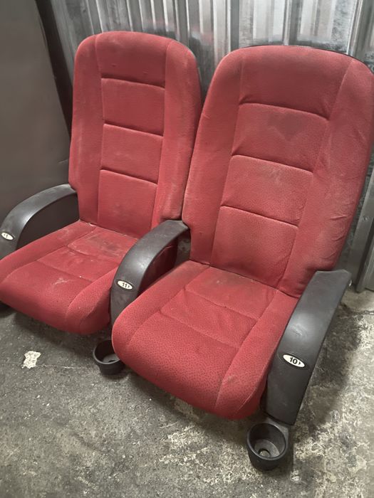 Кино седалки