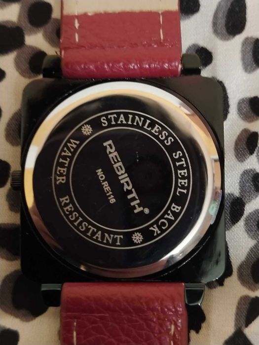 Дамски часовник REBIRTH