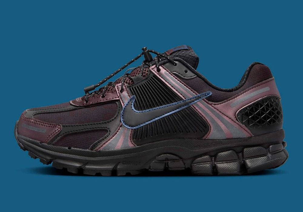 Nike vomero 5 metallic burgundy 42 si 42.5 originali