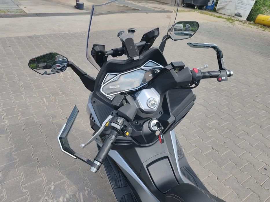 Scuter SYM CRUISYM 300