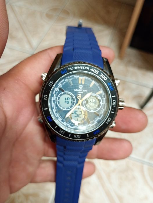 Ceasul electronic Martyn Liner model 3038# din Japonia este un cronogr