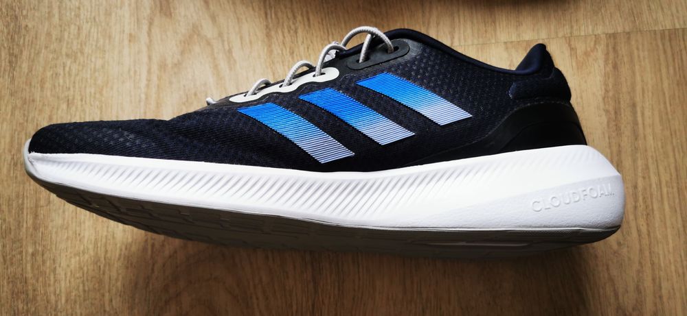 Оригинални Маратонки adidas  Runfalcon 3 45.5 номер