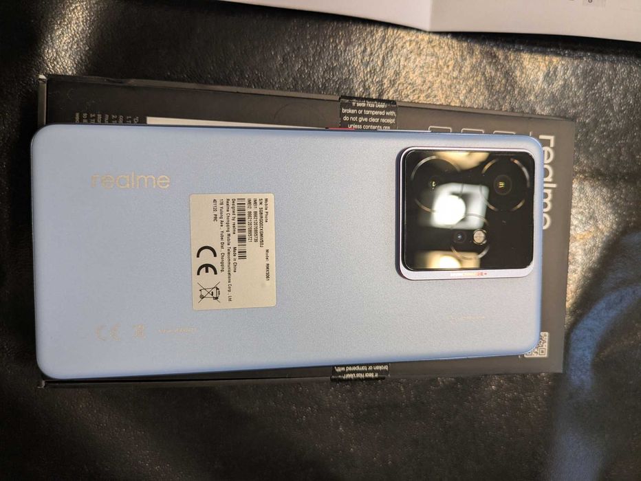 Продавам Realme Gt7