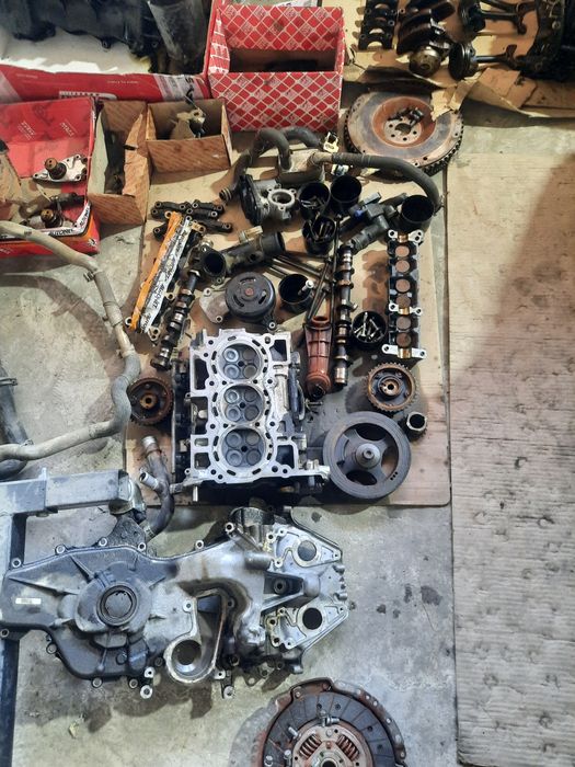 Piese logan motor 1,0 sce