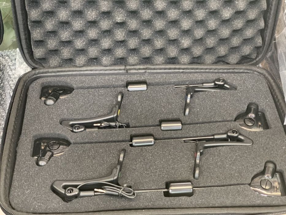 Vand 2 modele de swingheri 4 bucati plus penar