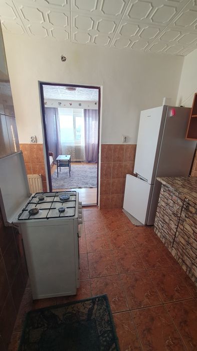 Închiriez garsoniera Compa